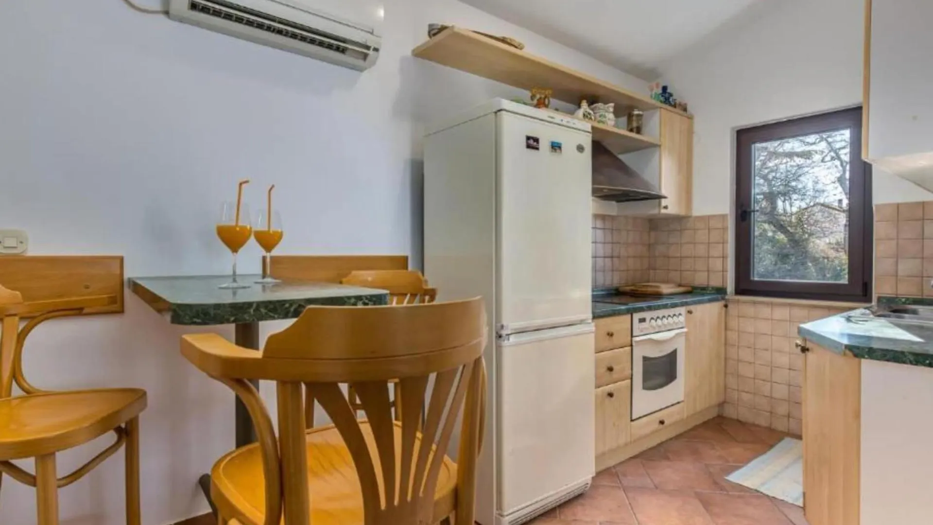 Apartment Villa Mirna - Three Bedroom Apartment With Balcony And Sea View نجيفيش كرواتيا